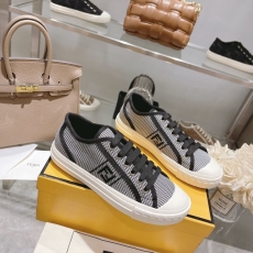 Fendi Low Shoes